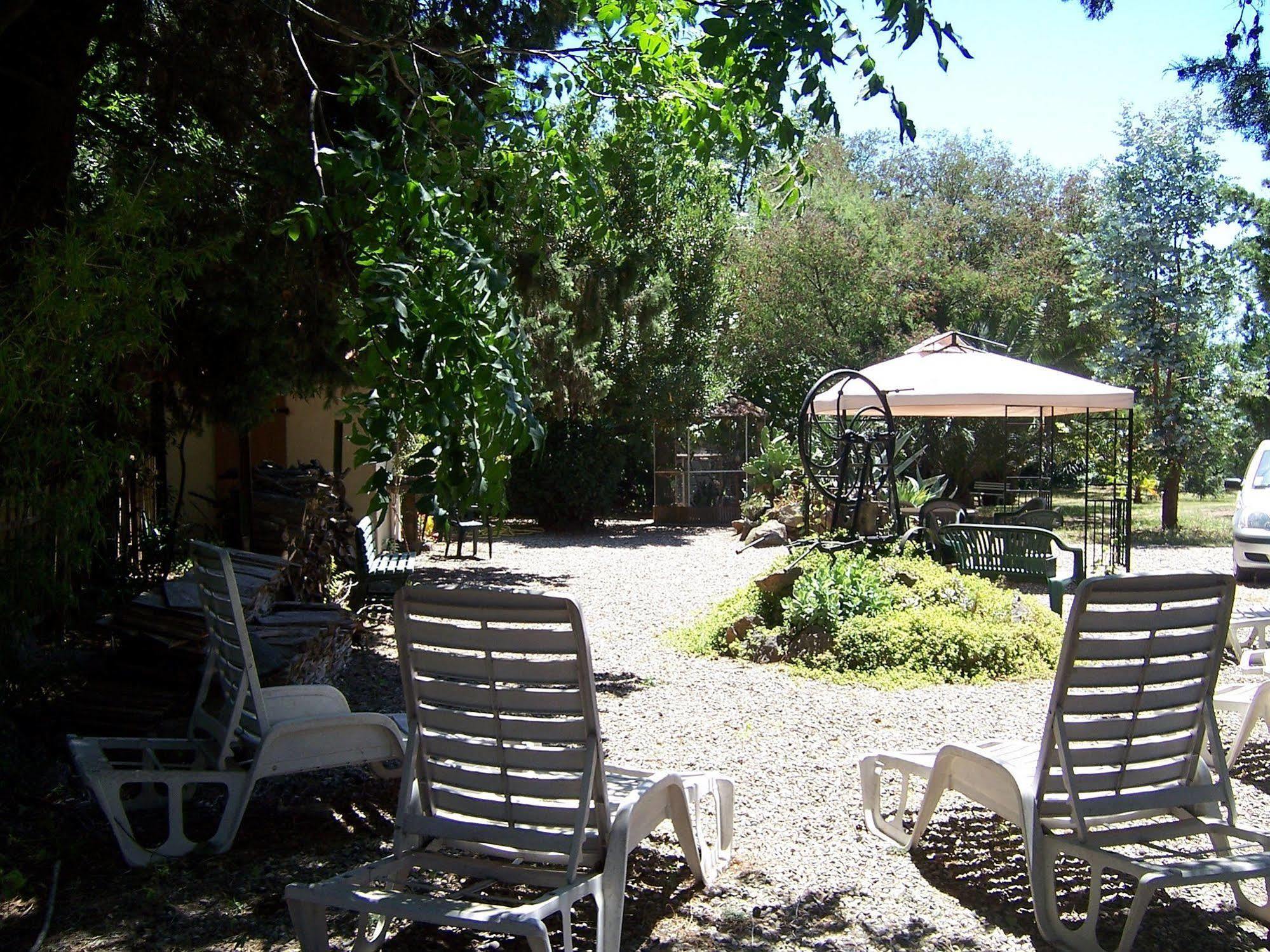 Les Jardins Du Patriarche Hotel 아그 외부 사진